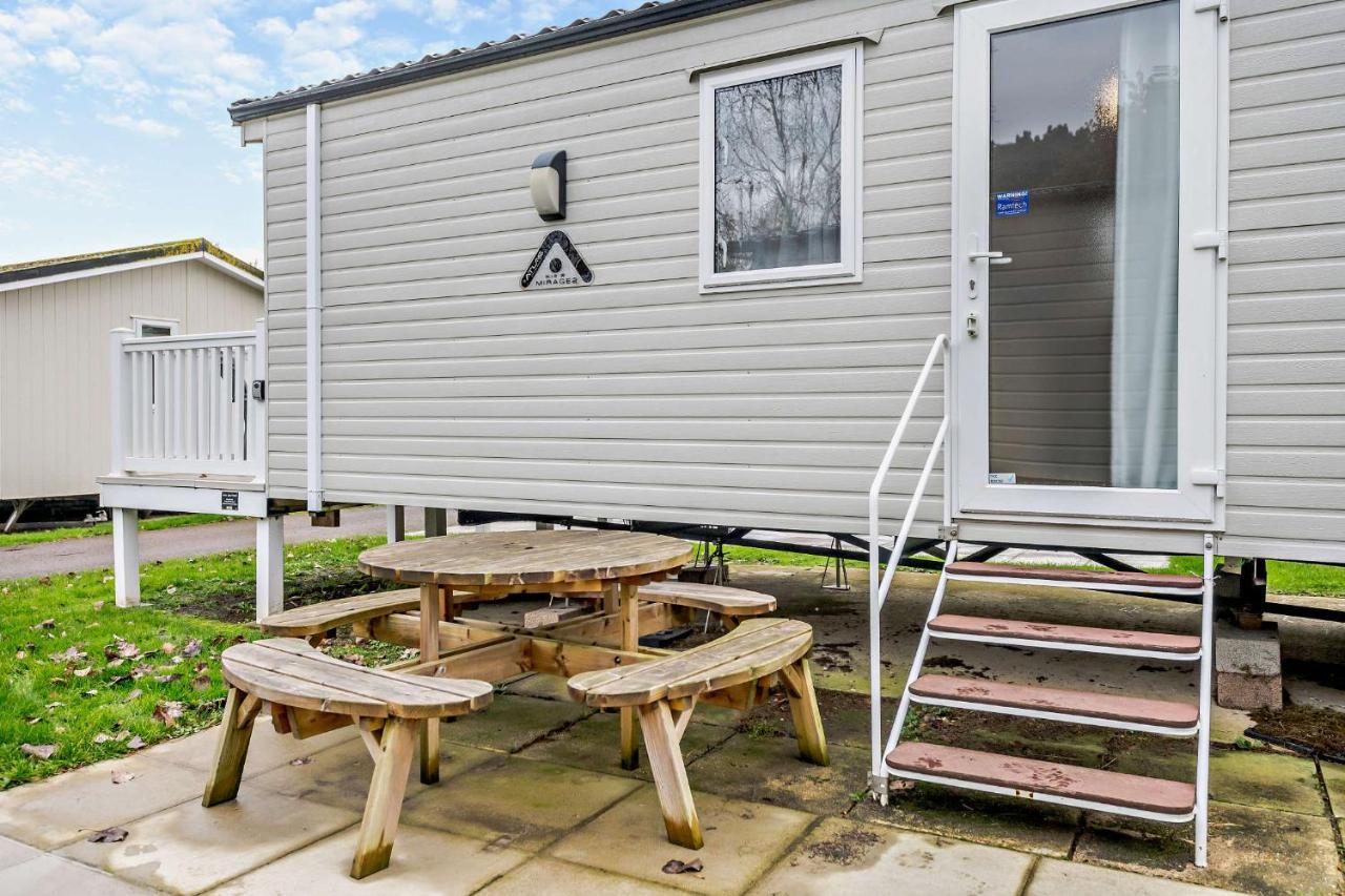 Sea La Vie Lodge, Rockley Park Holiday Park, Poole, Dorset מראה חיצוני תמונה